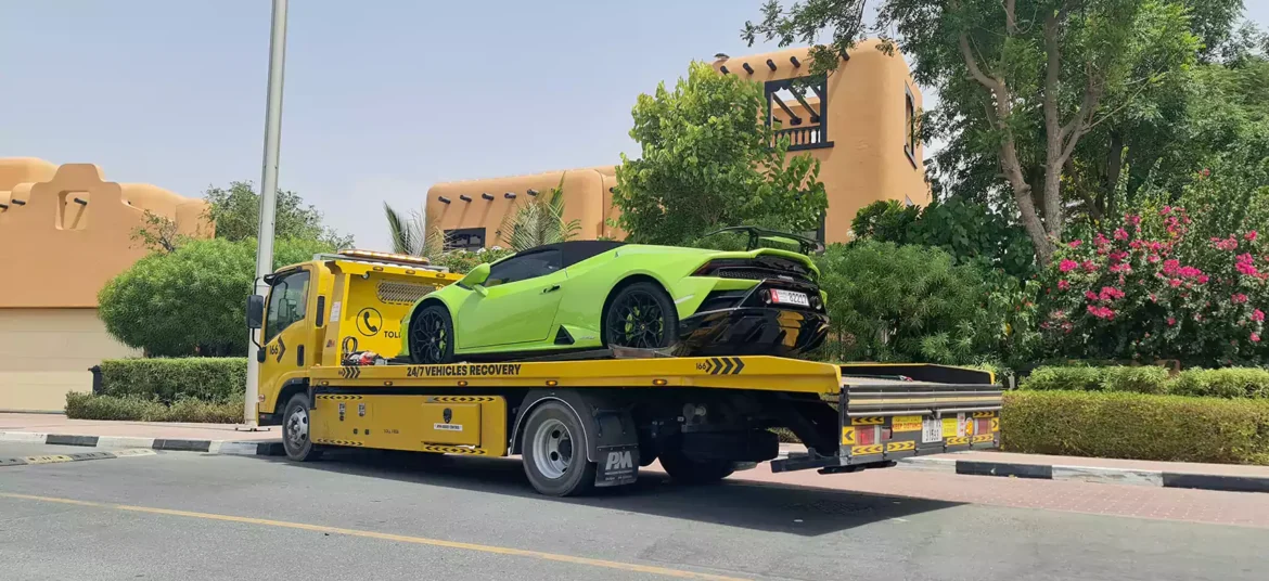 استلام وتسليم السيارات من أمام المنزل في الكويت إلى الوجهة المحددة في دول الخليج.